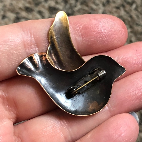Artisan-style mixed metal bird brooch copper brass lapis? eyes - Picture 6 of 8